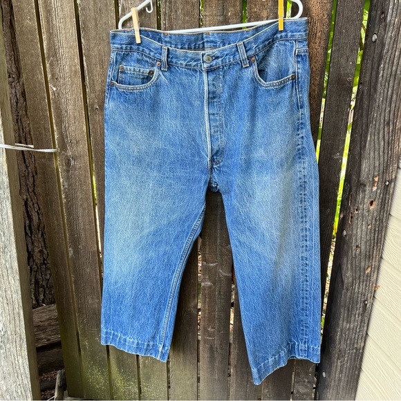 Levi’s 501 Vintage 1986 Buttonfly Cropped Jeans Sz W38 L23 - Picture 9 of 16